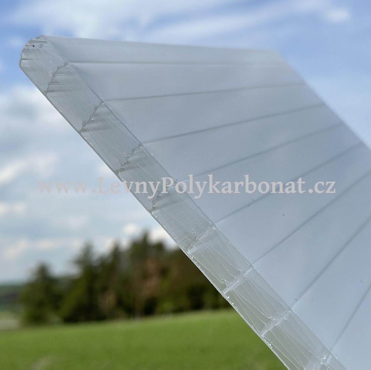 Komůrkové desky tl. 16,0/9X LEXAN THERMOCLEAR LT2UV - OPÁL 1,047 m x 3 m